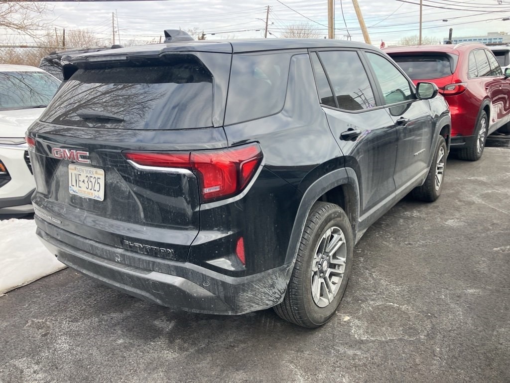 Thumbnail: 2025 GMC Terrain - 3