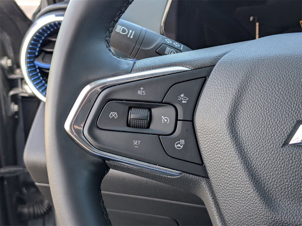 Thumbnail: 2025 Chevrolet Trax - 18