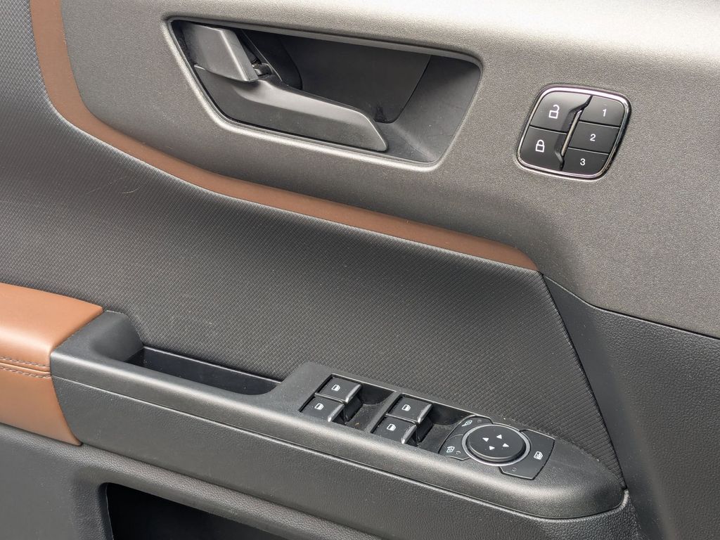 Thumbnail: 2025 Ford Bronco Sport - 13