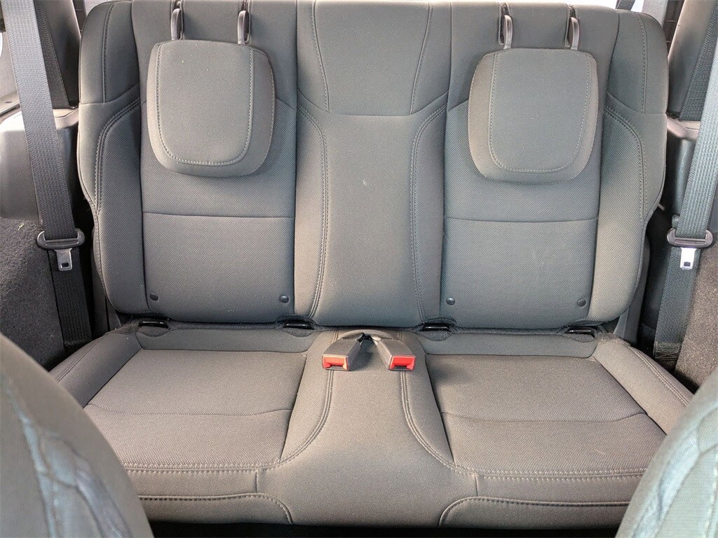 Thumbnail: 2021 Jeep Wrangler - 22