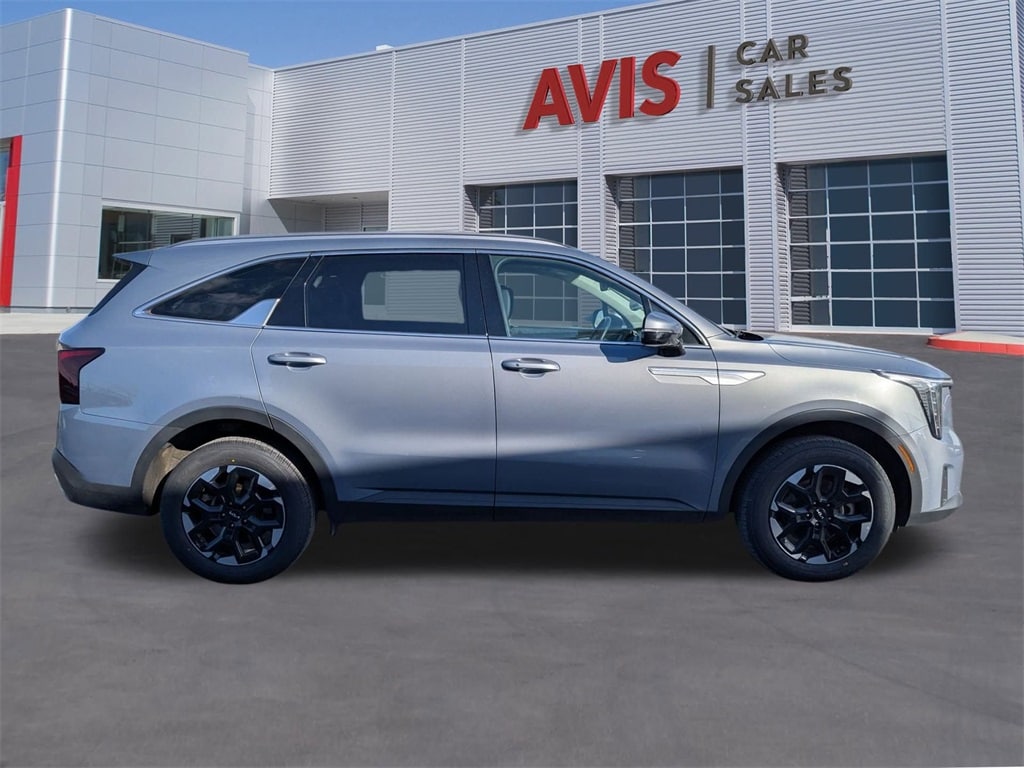 Thumbnail: 2024 Kia Sorento - 7