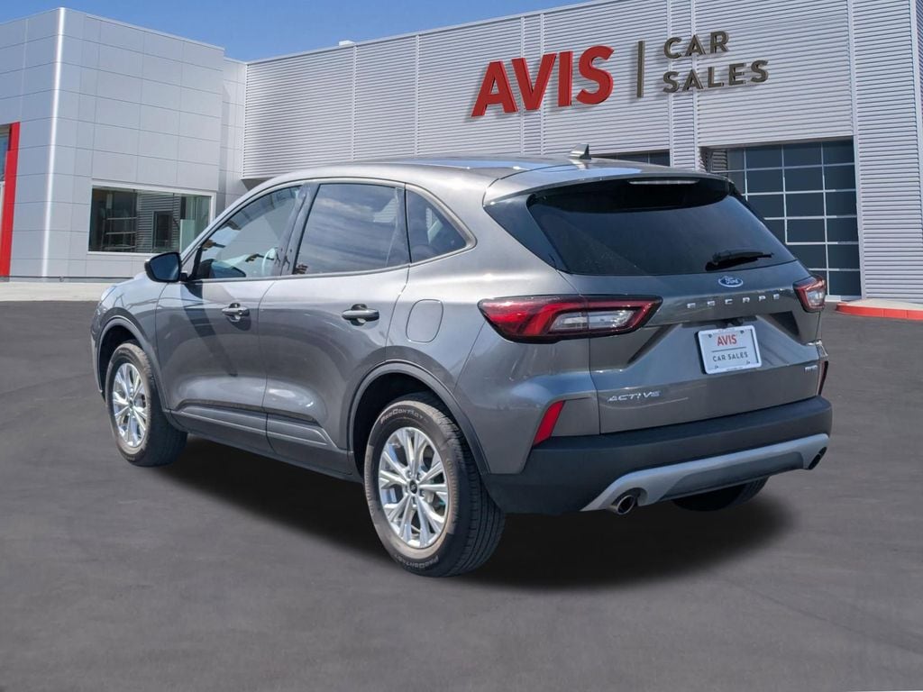 Thumbnail: 2025 Ford Escape - 9