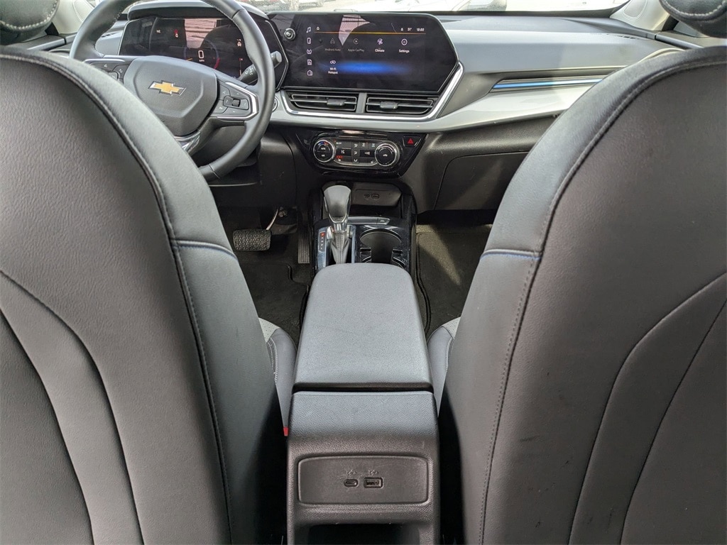 Thumbnail: 2025 Chevrolet Trax - 29