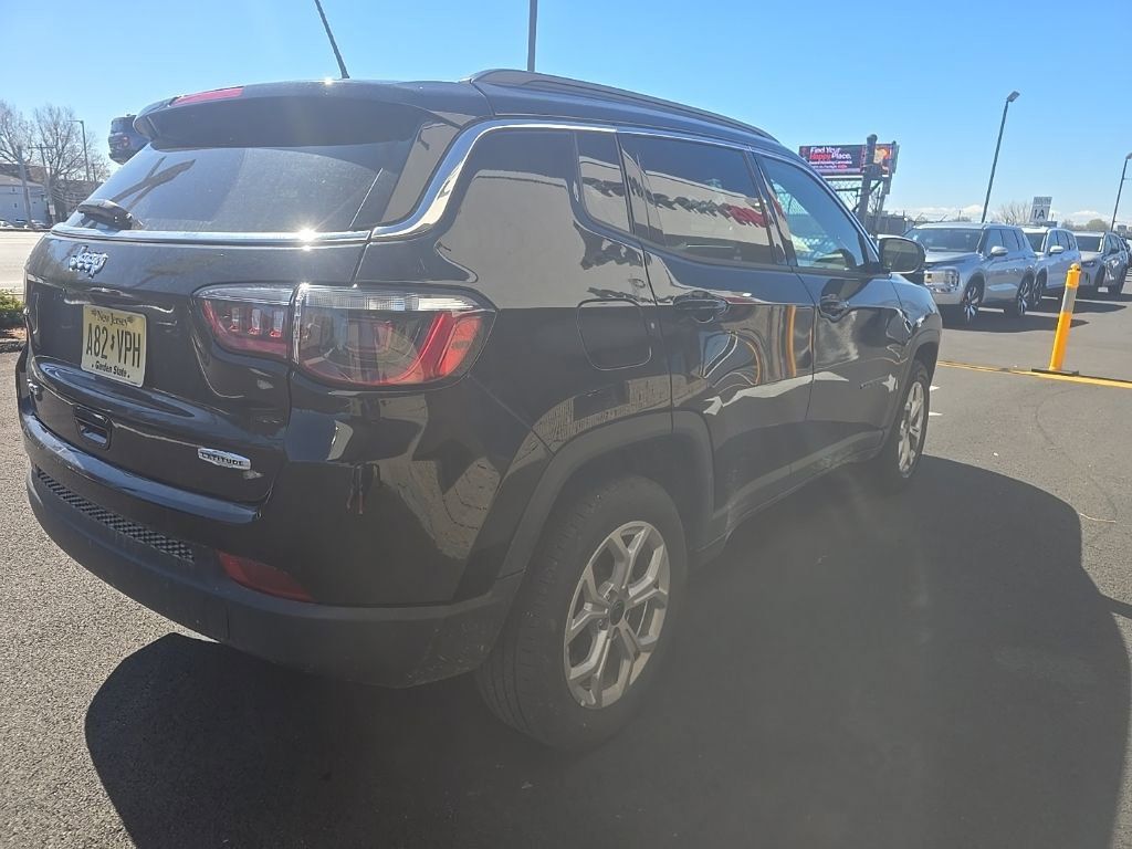 Thumbnail: 2025 Jeep Compass - 4