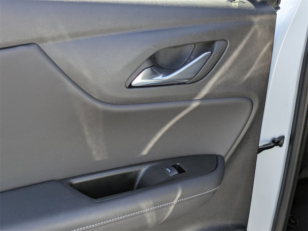 Thumbnail: 2025 Chevrolet Blazer - 27