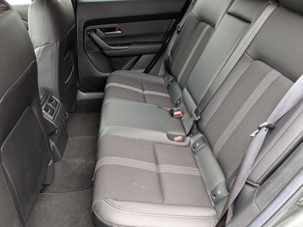 Thumbnail: 2025 Mazda CX-50 - 27