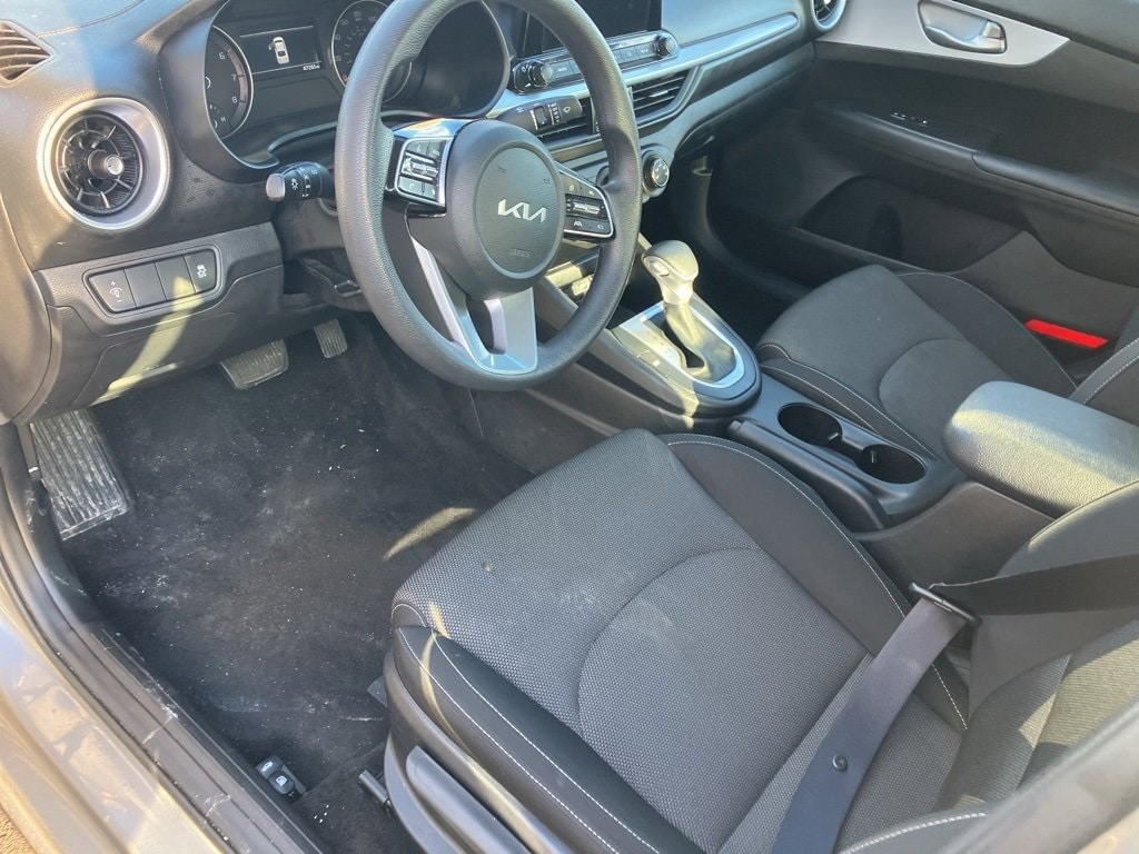 Thumbnail: 2024 Kia Forte - 5