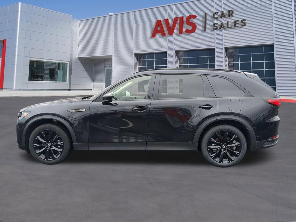 Thumbnail: 2025 Mazda CX-90 - 10