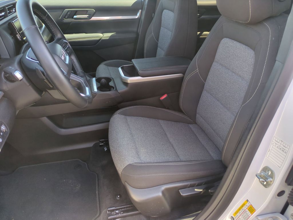 Thumbnail: 2025 GMC Terrain - 25