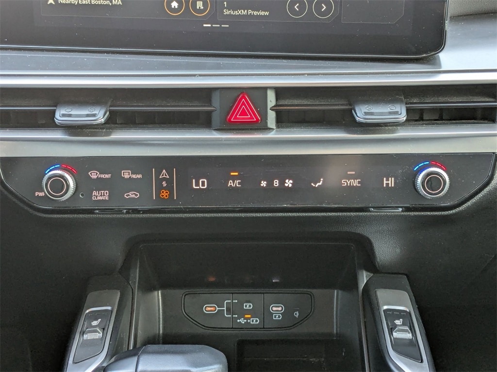 Thumbnail: 2024 Kia Sorento - 26