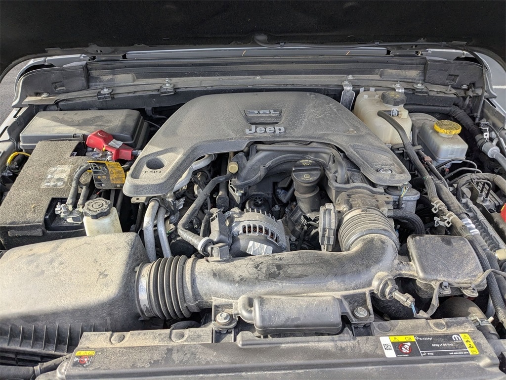 Thumbnail: 2021 Jeep Wrangler - 28