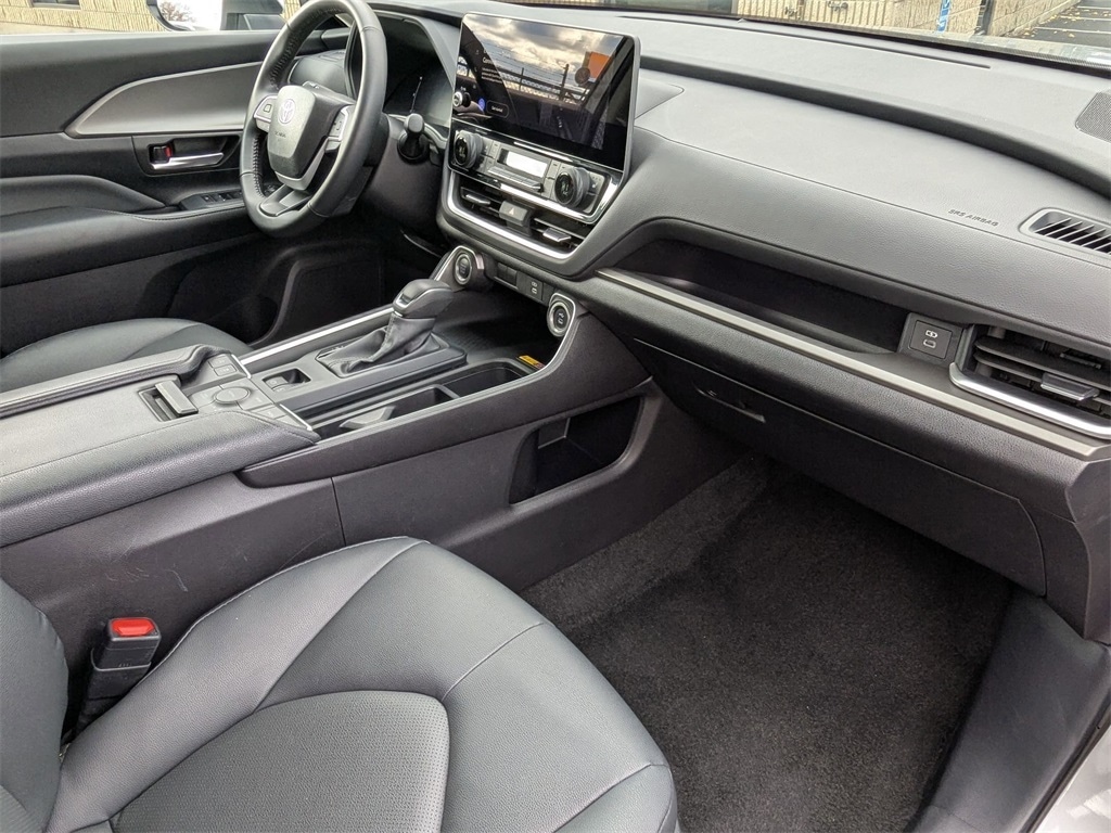 Thumbnail: 2025 Toyota Grand Highlander - 40