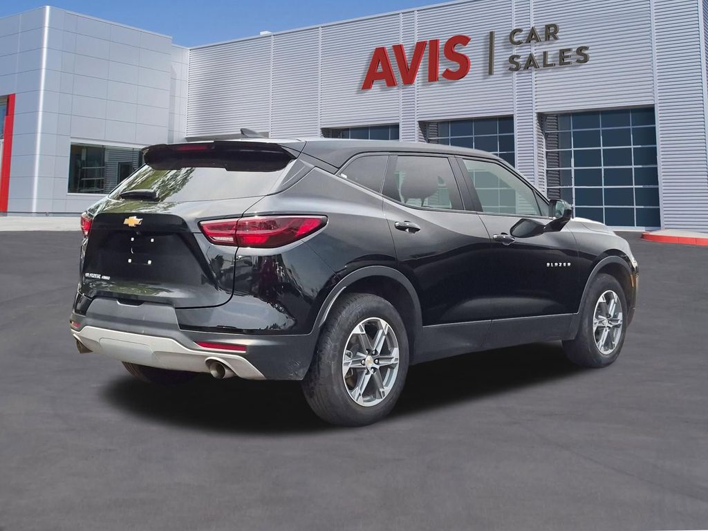 Thumbnail: 2025 Chevrolet Blazer - 6