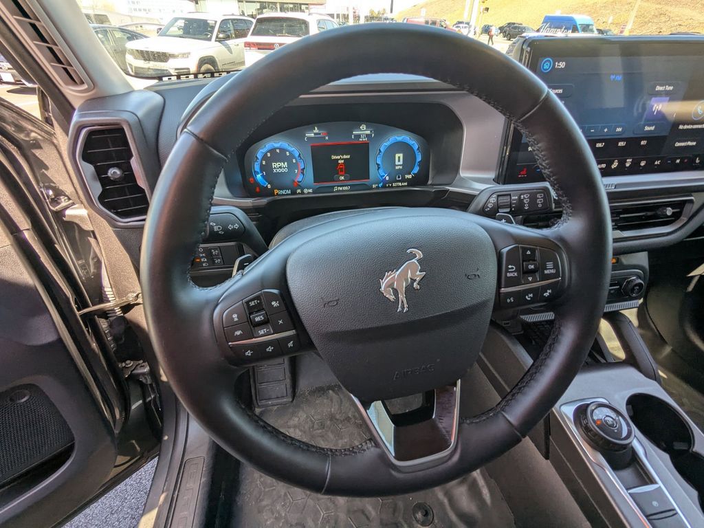 Thumbnail: 2025 Ford Bronco Sport - 17
