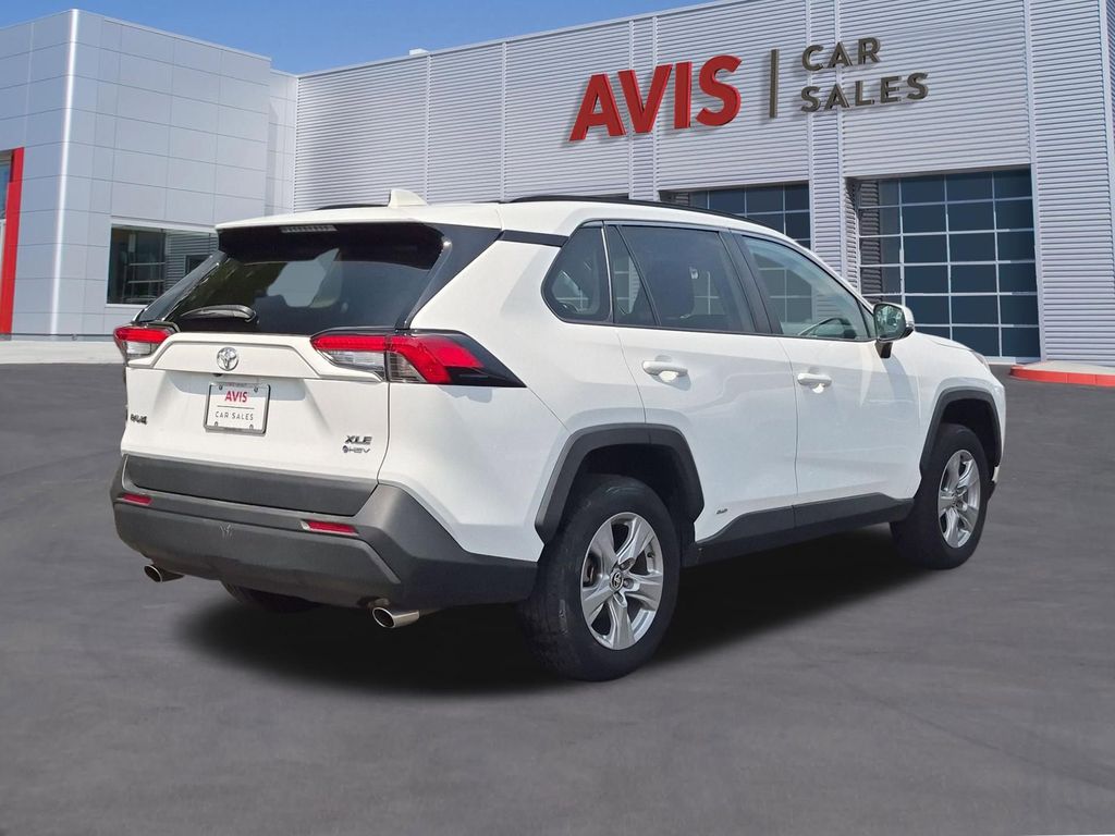 Thumbnail: 2025 Toyota RAV4 - 6