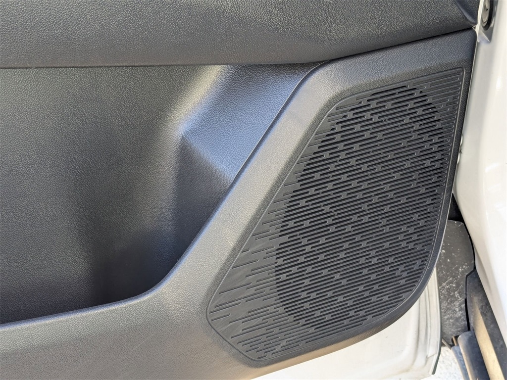 Thumbnail: 2025 Chevrolet Equinox - 16