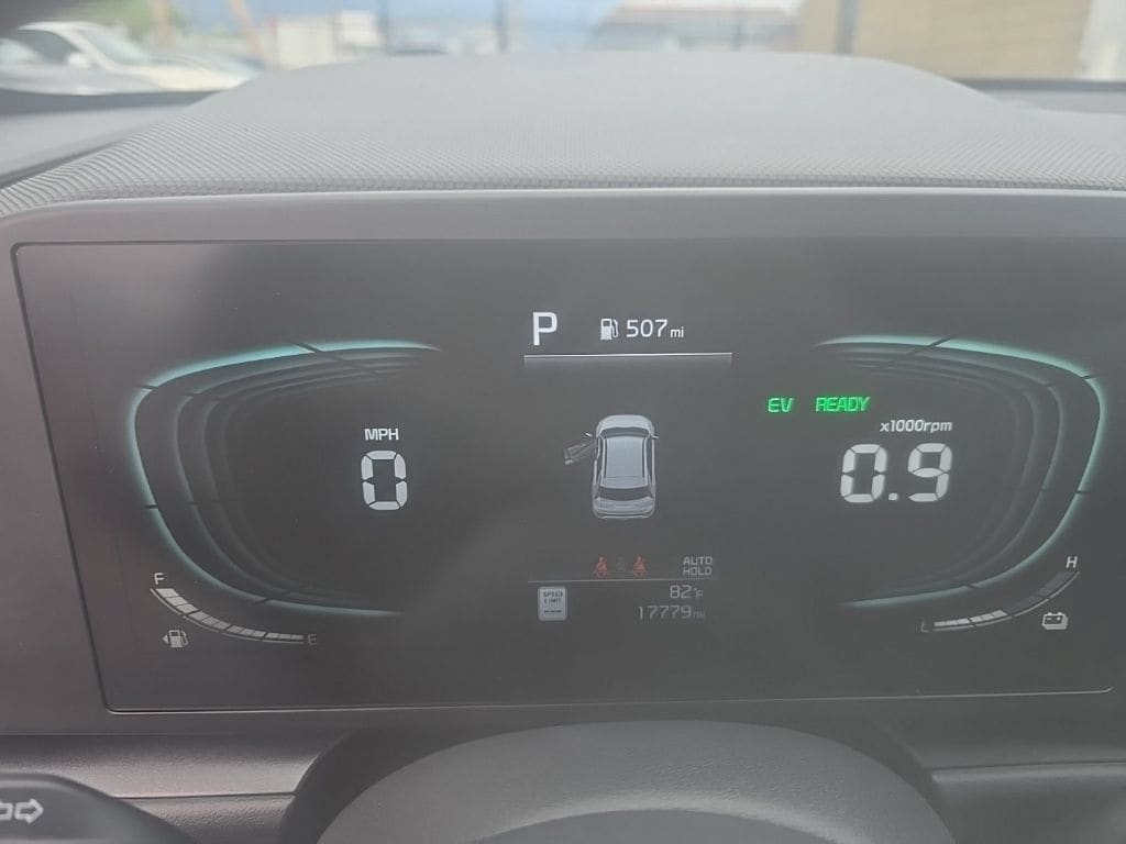 Thumbnail: 2025 Kia Niro - 7