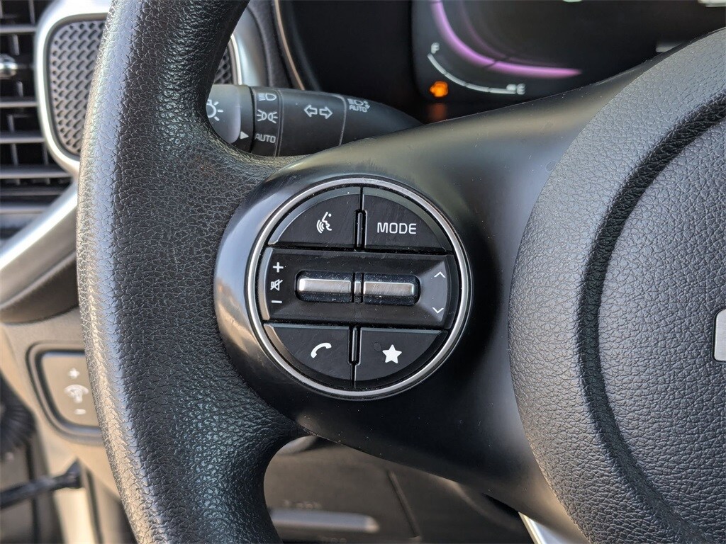 Thumbnail: 2023 Kia Soul - 18