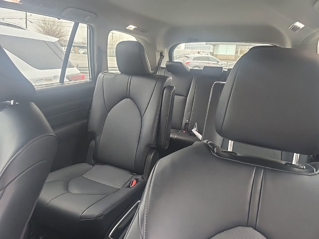 Thumbnail: 2025 Toyota Grand Highlander - 6