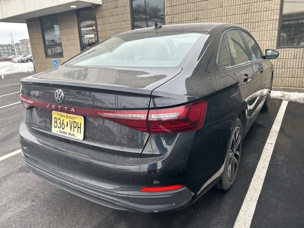Certified 2025 Volkswagen Jetta 1.5T Sport Sedan