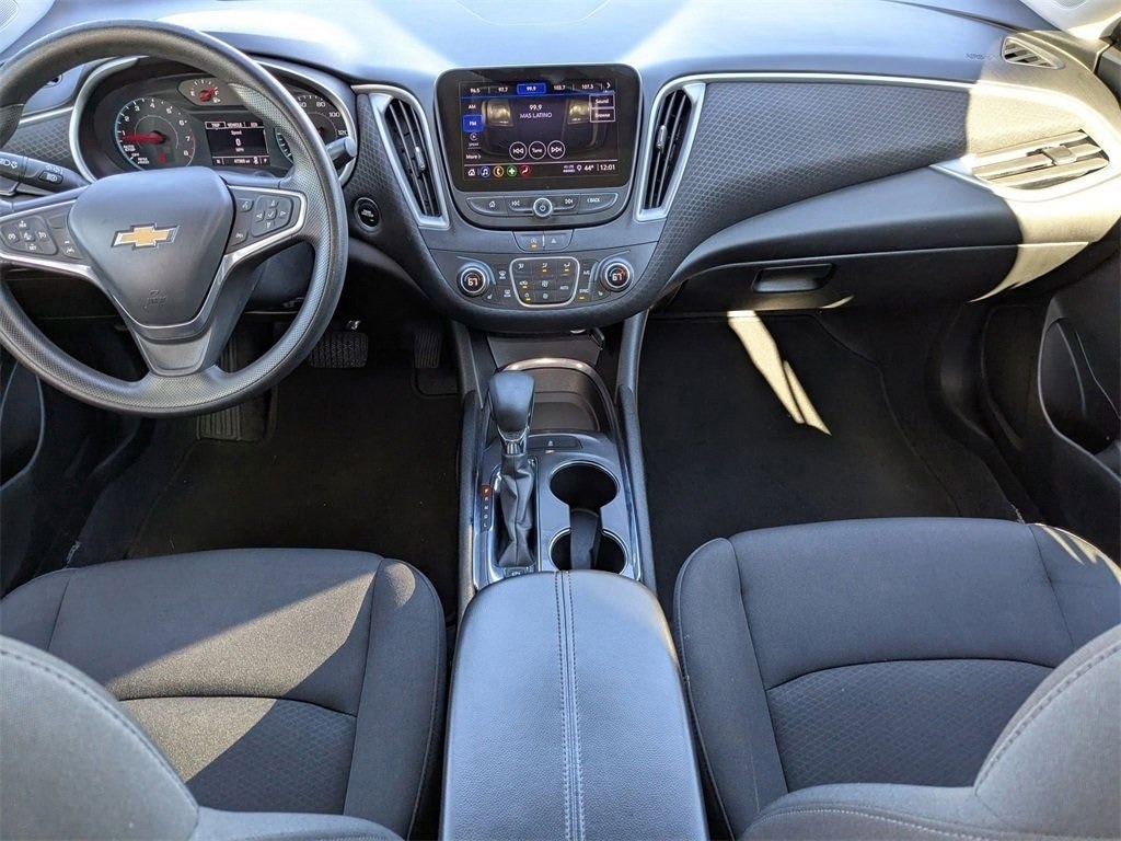 Thumbnail: 2023 Chevrolet Malibu - 36