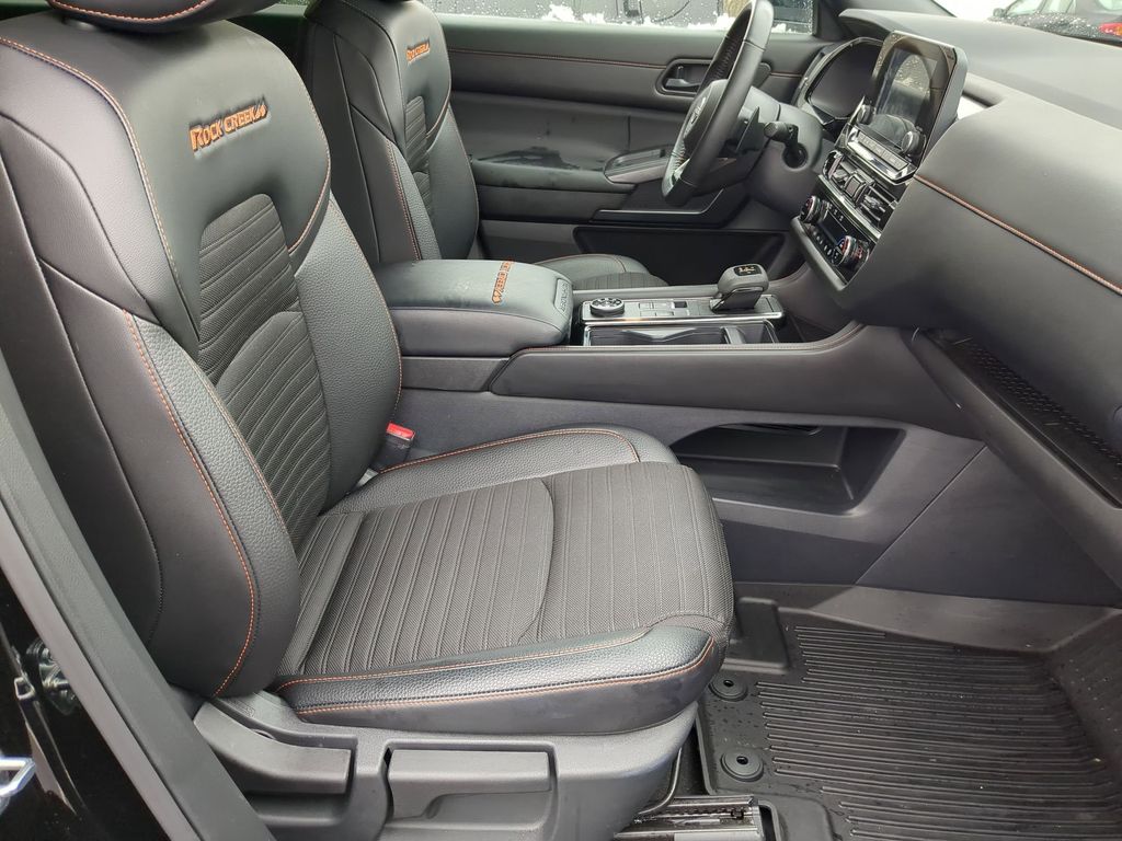 Thumbnail: 2025 Nissan Pathfinder - 31