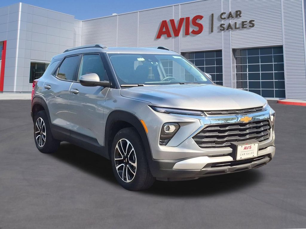 Thumbnail: 2025 Chevrolet TrailBlazer - 3