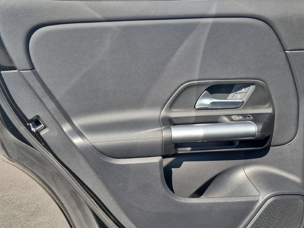 2025 Mercedes-Benz GLA GLA250 - Photo 23