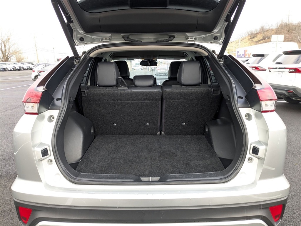 Thumbnail: 2024 Mitsubishi Eclipse Cross - 32