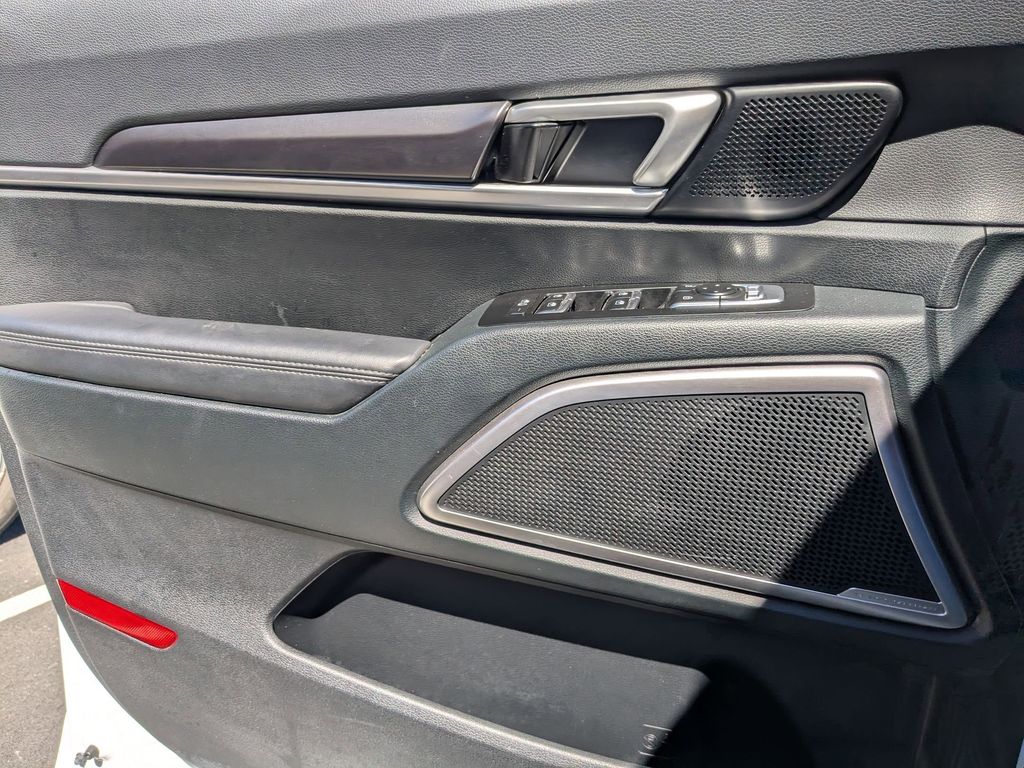 Thumbnail: 2025 Kia Telluride - 11