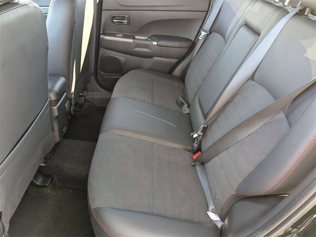 Thumbnail: 2025 Mitsubishi Outlander Sport - 30