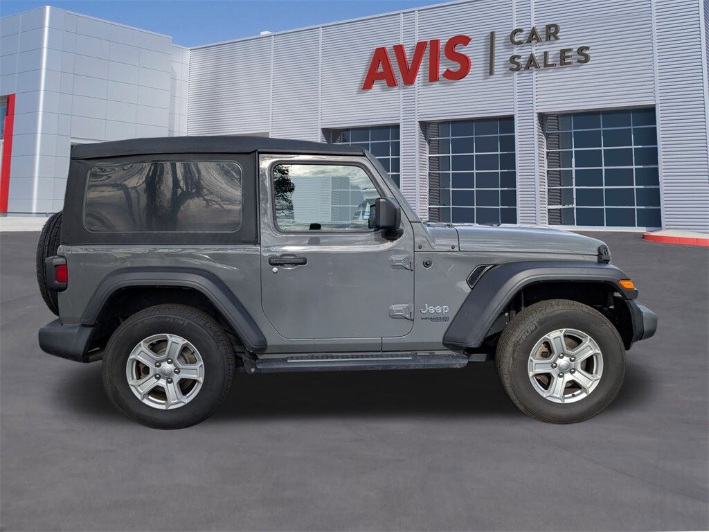 Thumbnail: 2021 Jeep Wrangler - 6