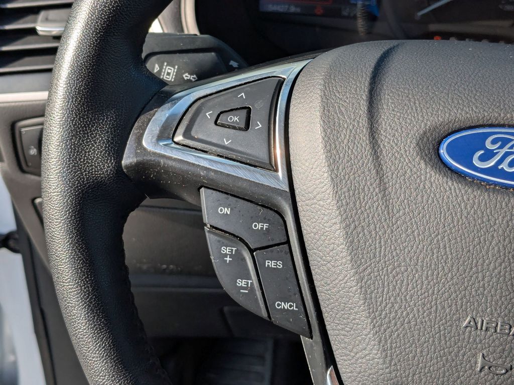 Thumbnail: 2024 Ford Edge - 19