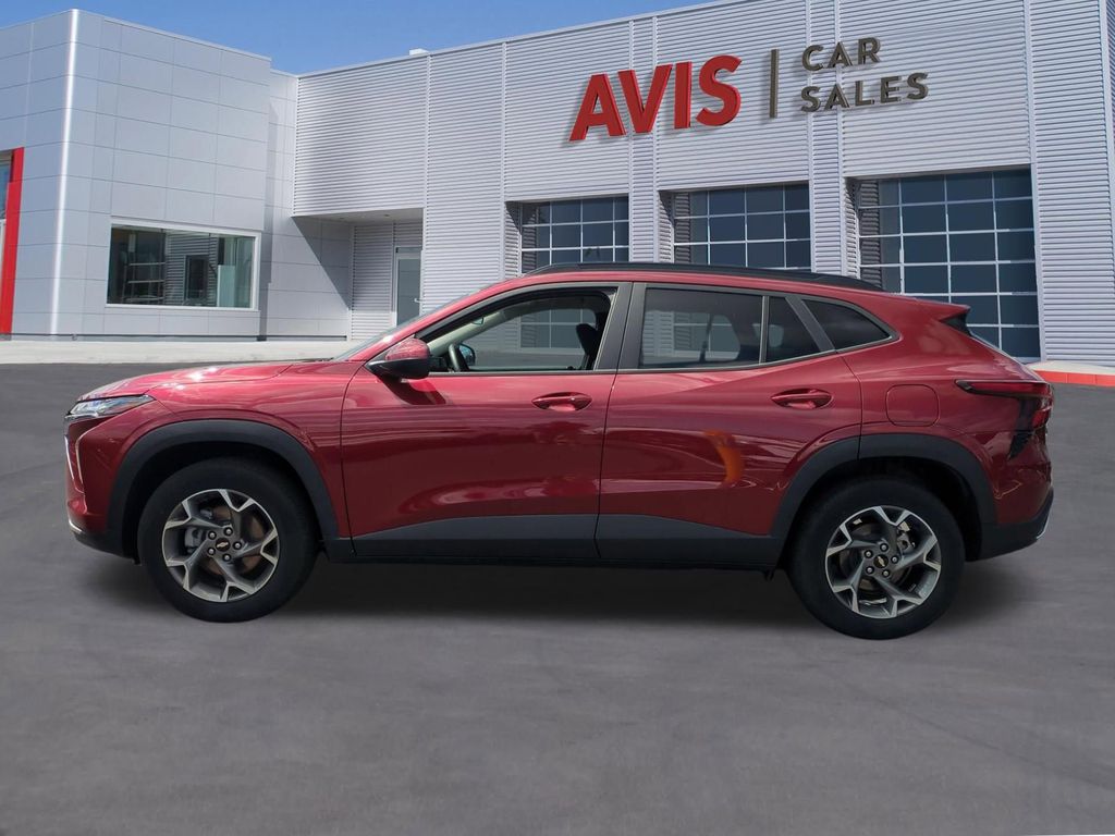 Thumbnail: 2025 Chevrolet Trax - 11