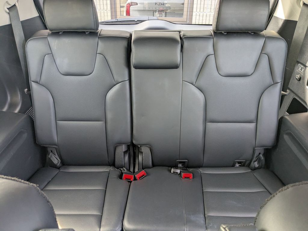 Thumbnail: 2025 Kia Telluride - 29