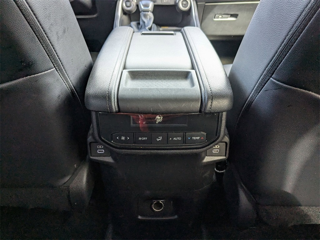 Thumbnail: 2024 Toyota Grand Highlander - 27