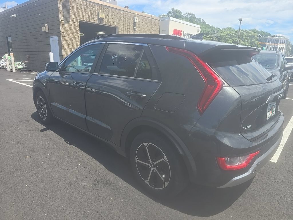 Thumbnail: 2025 Kia Niro - 6