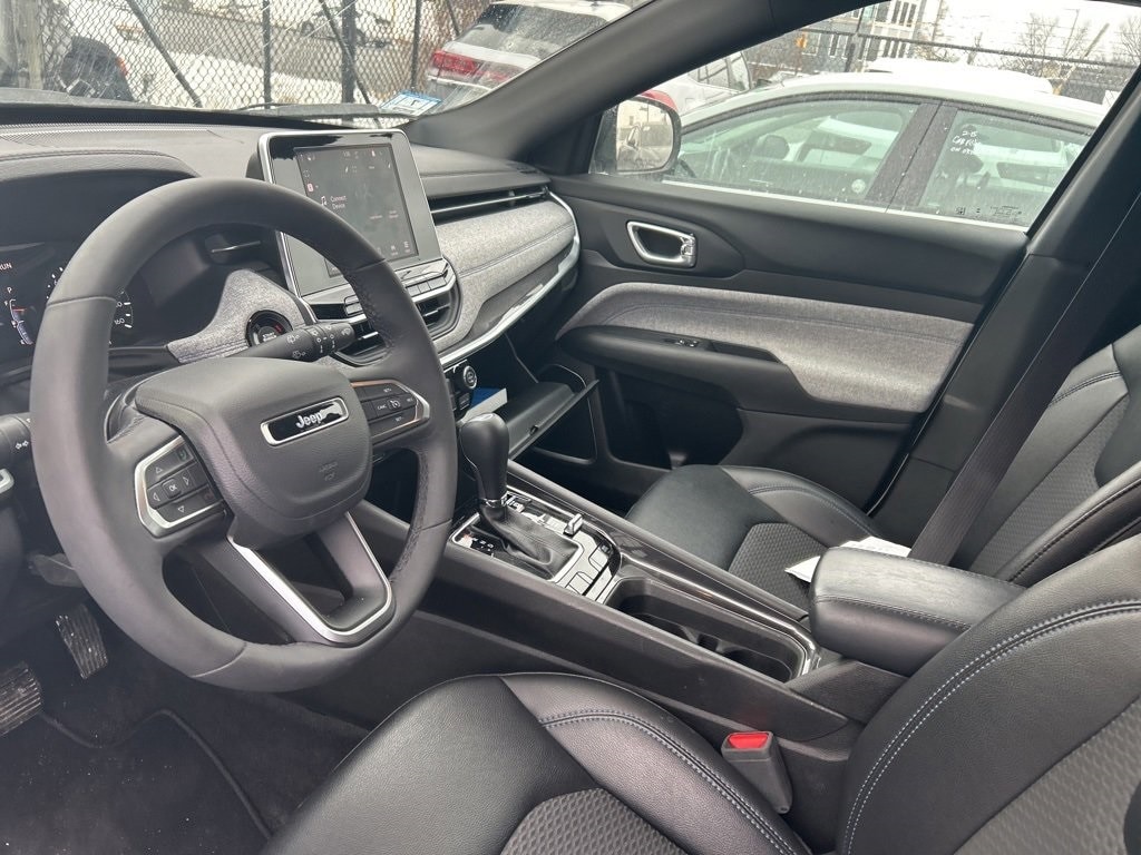 Thumbnail: 2025 Jeep Compass - 5