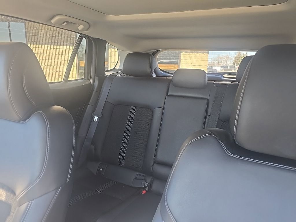 Thumbnail: 2025 Mazda CX-50 - 5