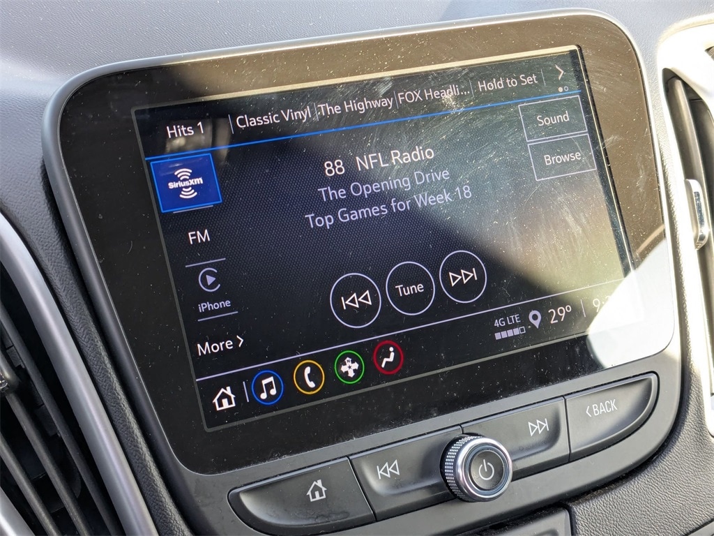 Thumbnail: 2024 Chevrolet Malibu - 24