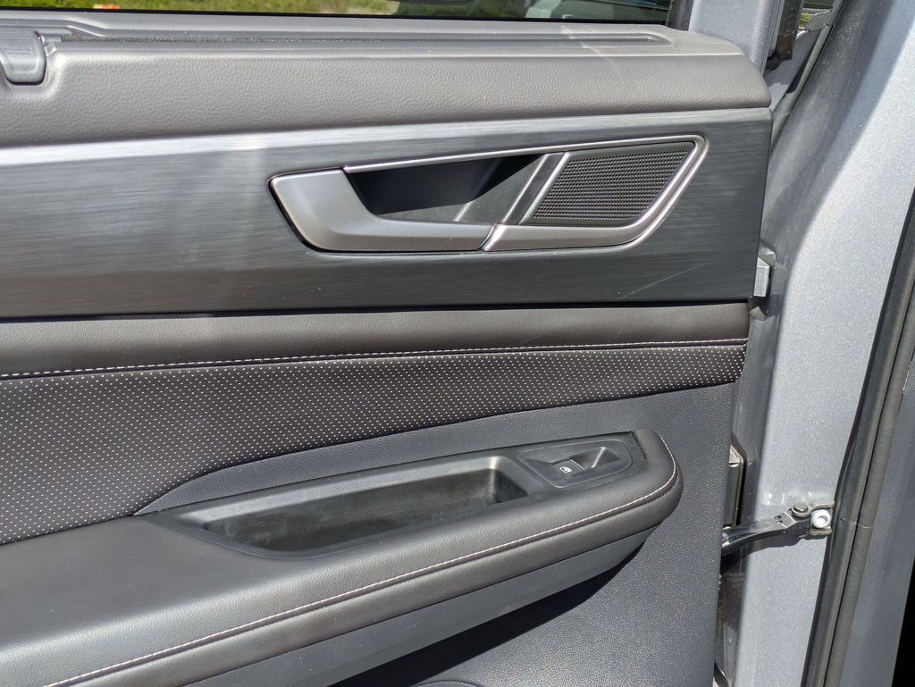 Thumbnail: 2025 Volkswagen Atlas - 27