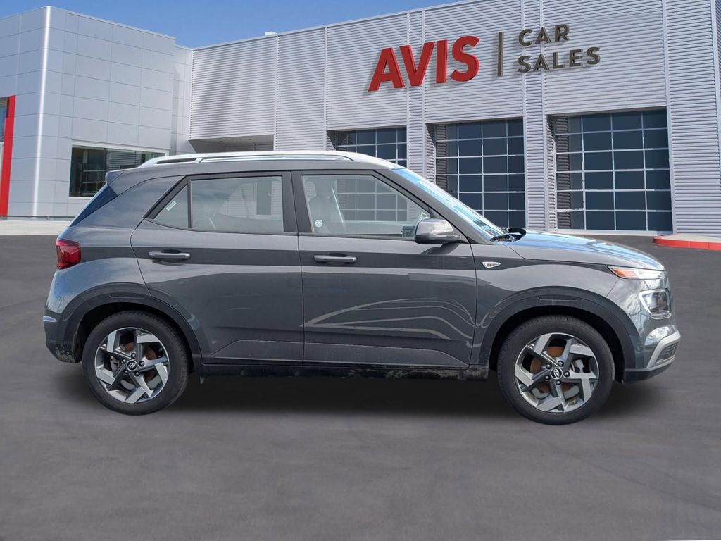 Thumbnail: 2025 Hyundai Venue - 5