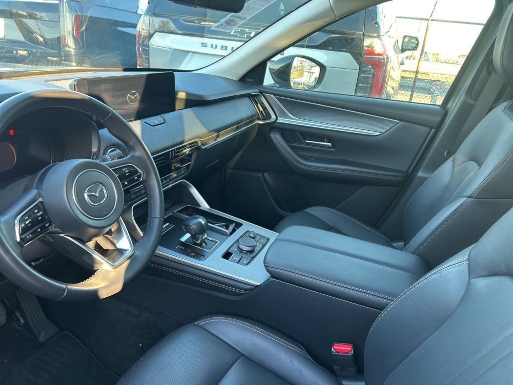 Thumbnail: 2025 Mazda CX-90 - 10