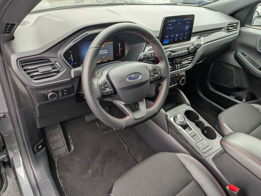 Thumbnail: 2025 Ford Escape - 18