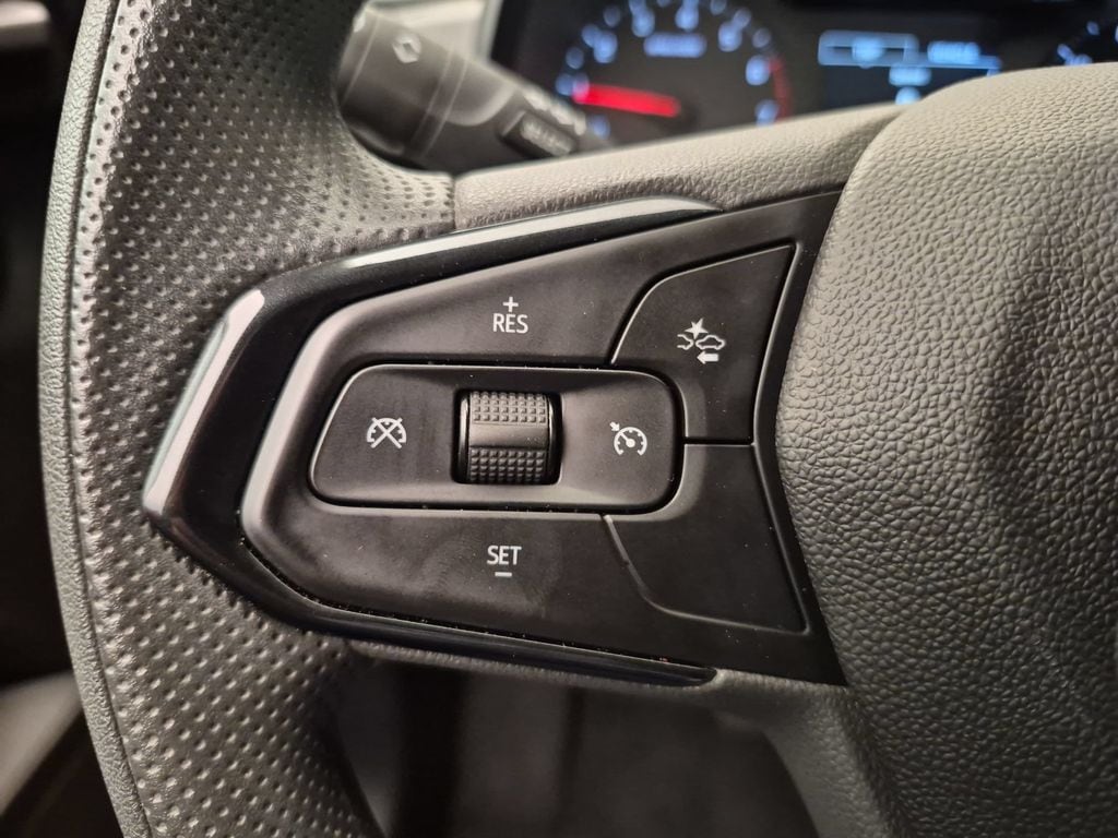 Thumbnail: 2025 Chevrolet Trax - 17