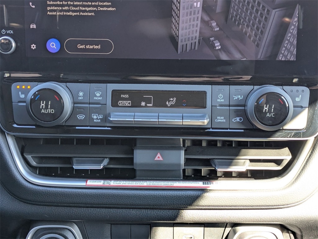 Thumbnail: 2025 Toyota Grand Highlander - 25