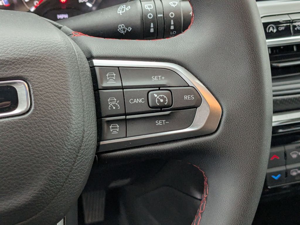 Thumbnail: 2025 Jeep Compass - 18