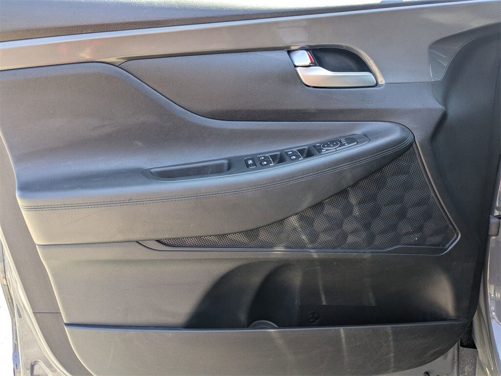 Thumbnail: 2023 Hyundai Santa Fe - 10