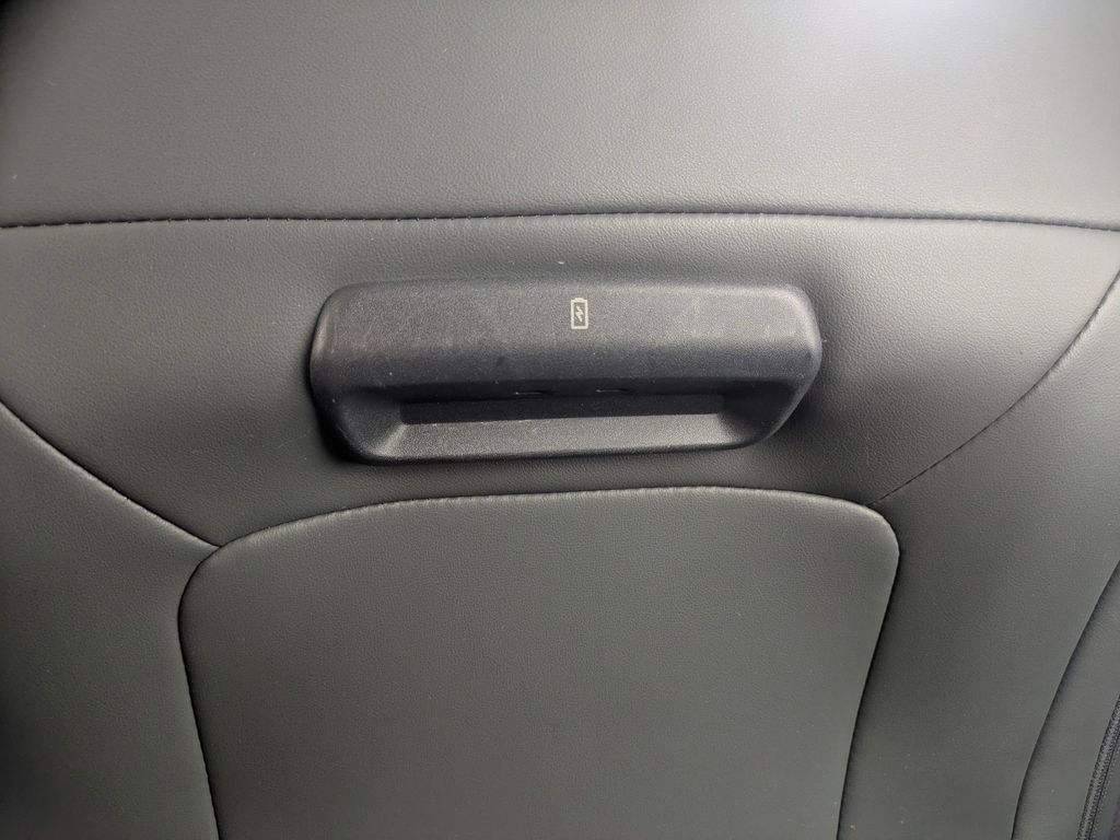 Thumbnail: 2025 Ford Expedition - 37