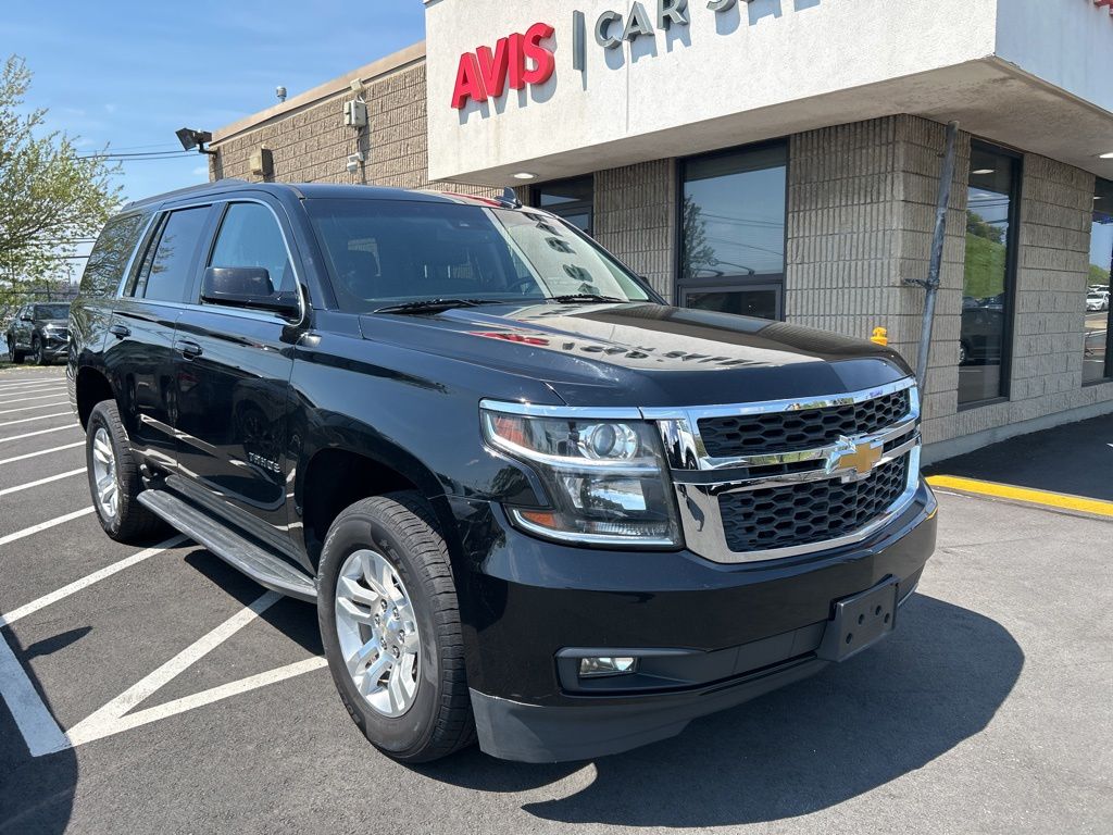 Thumbnail: 2019 Chevrolet Tahoe - 2